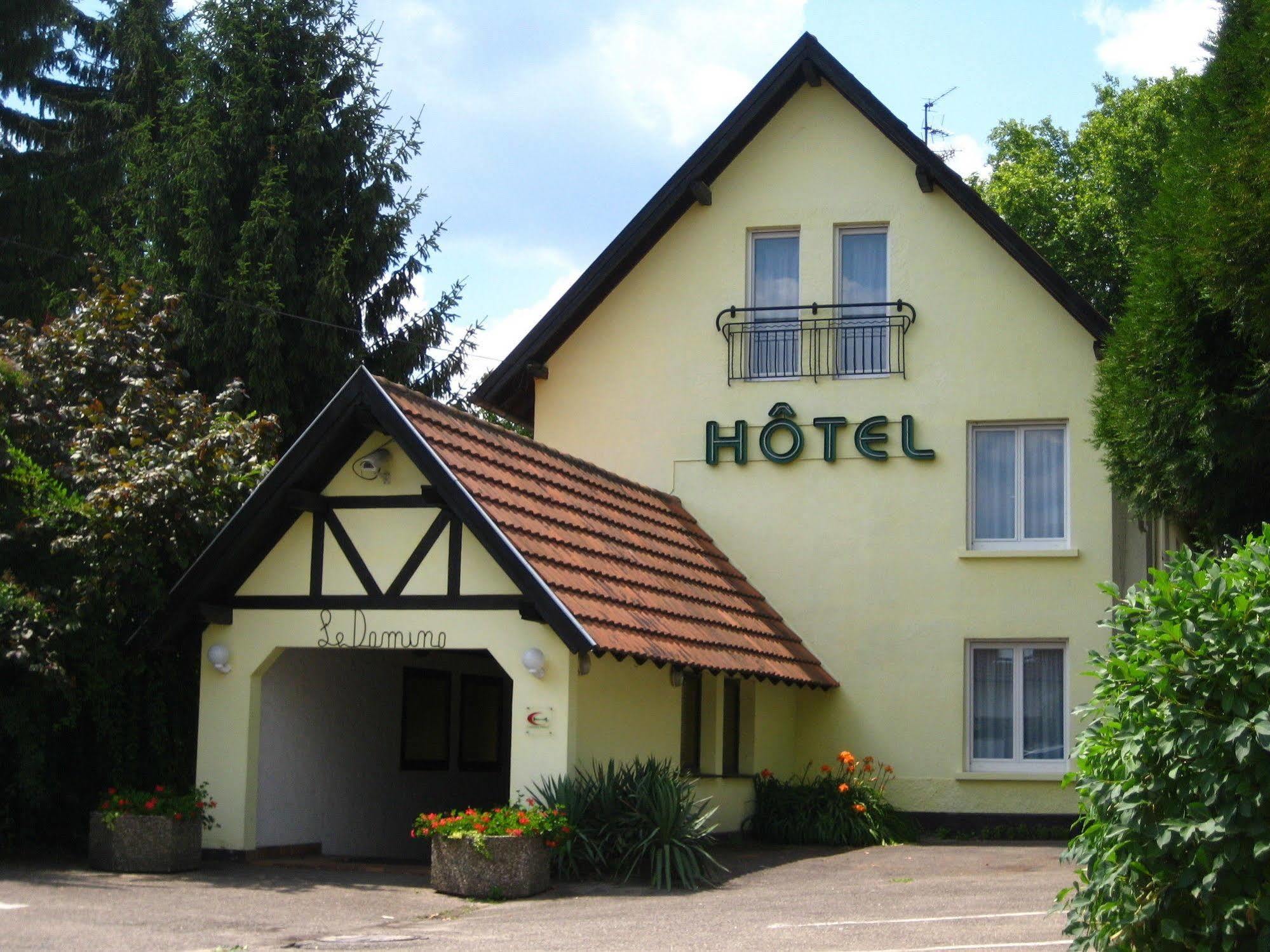 Hotel Le Domino Illkirch-Graffenstaden Esterno foto